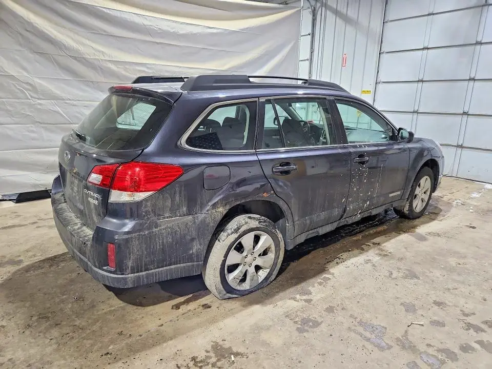2012 SUBARU OUTBACK 2.5I  