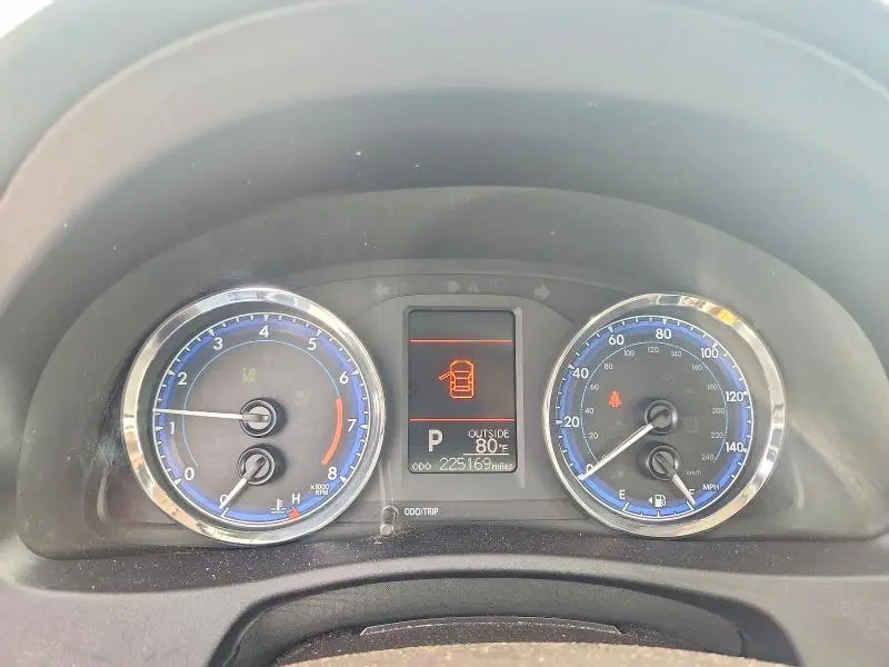 2018 TOYOTA COROLLA LE  
