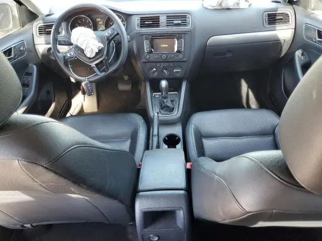 2015 VOLKSWAGEN JETTA SE  