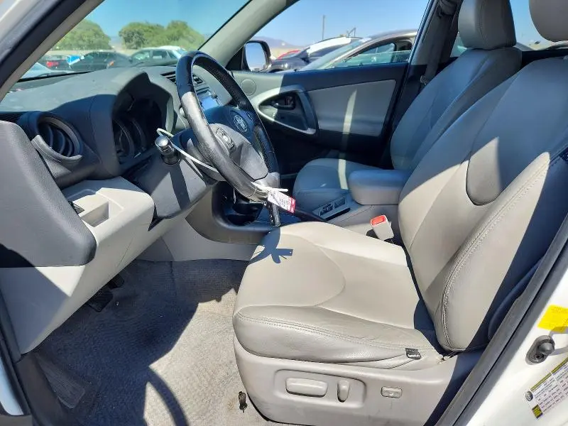 2012 TOYOTA RAV4 LIMITED  