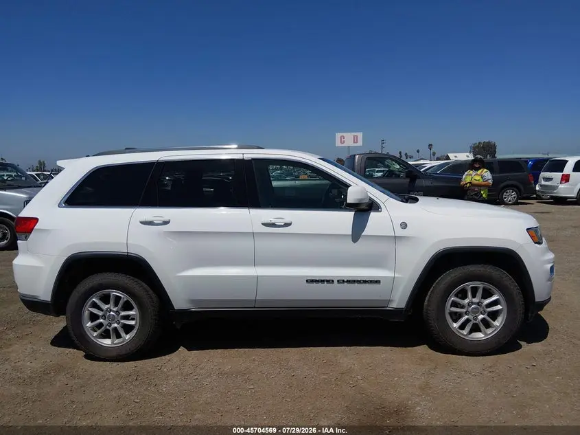 2019 JEEP GRAND CHEROKEE LAREDO E 4X4