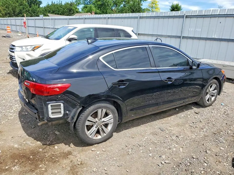 2013 ACURA ILX 20  