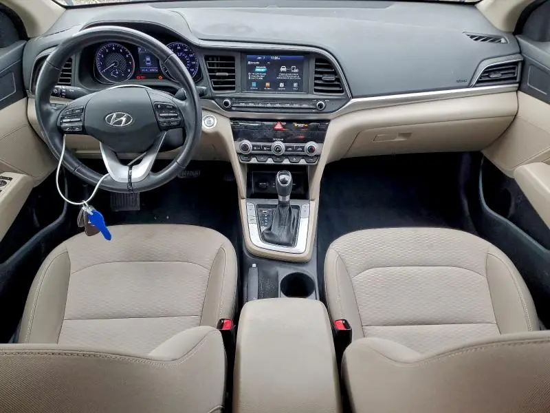 2020 HYUNDAI ELANTRA SEL  