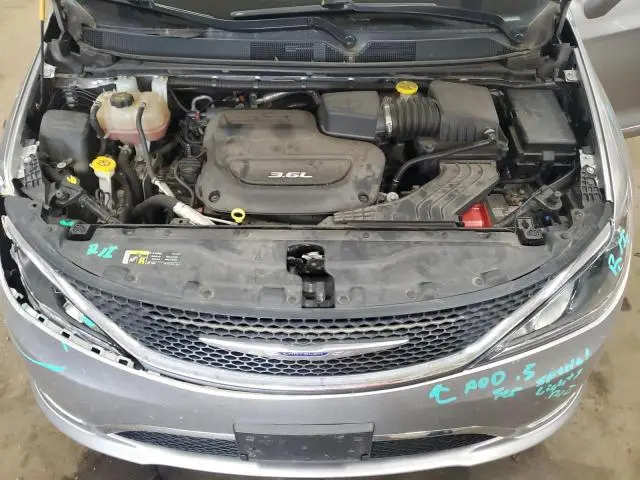 2017 CHRYSLER PACIFICA TOURING L PLUS  