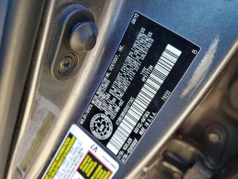 2013 TOYOTA VENZA LE  