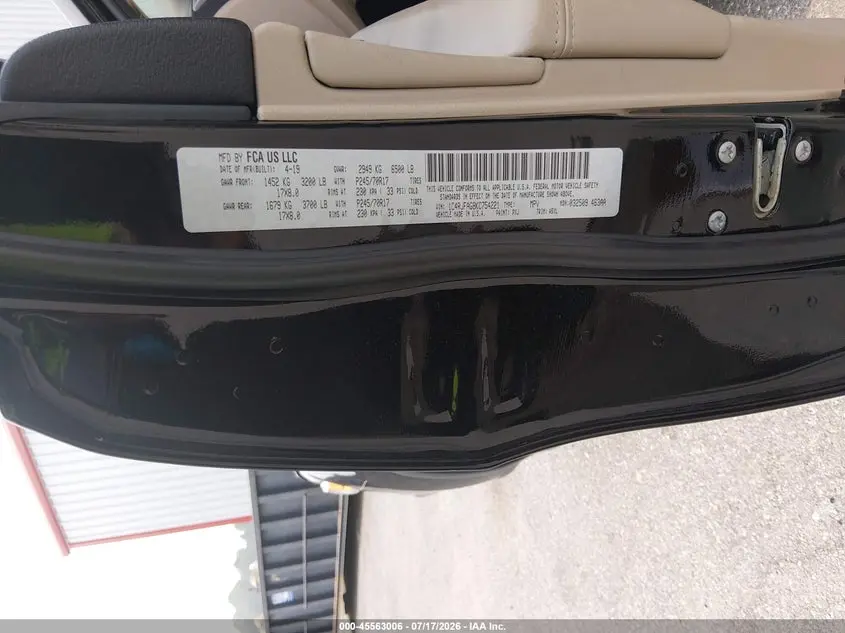 2019 JEEP GRAND CHEROKEE LAREDO E 4X4