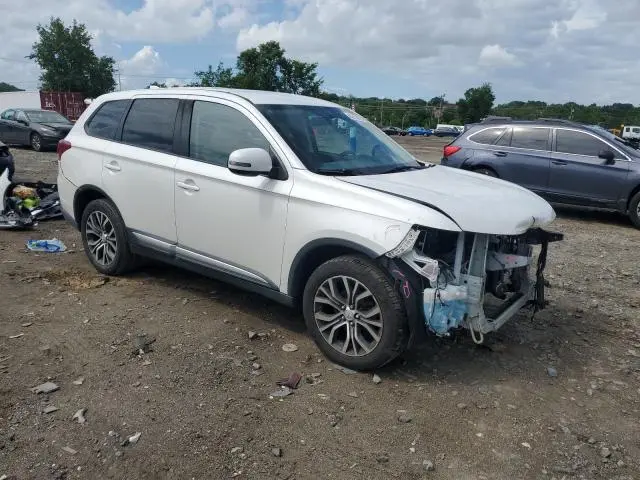 2017 MITSUBISHI OUTLANDER SE  