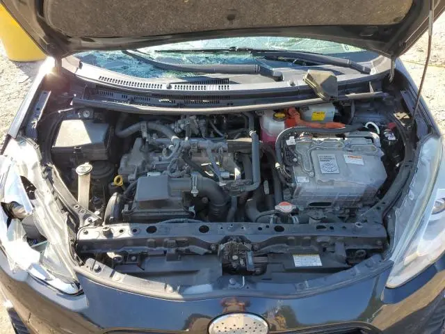 2016 TOYOTA PRIUS C   