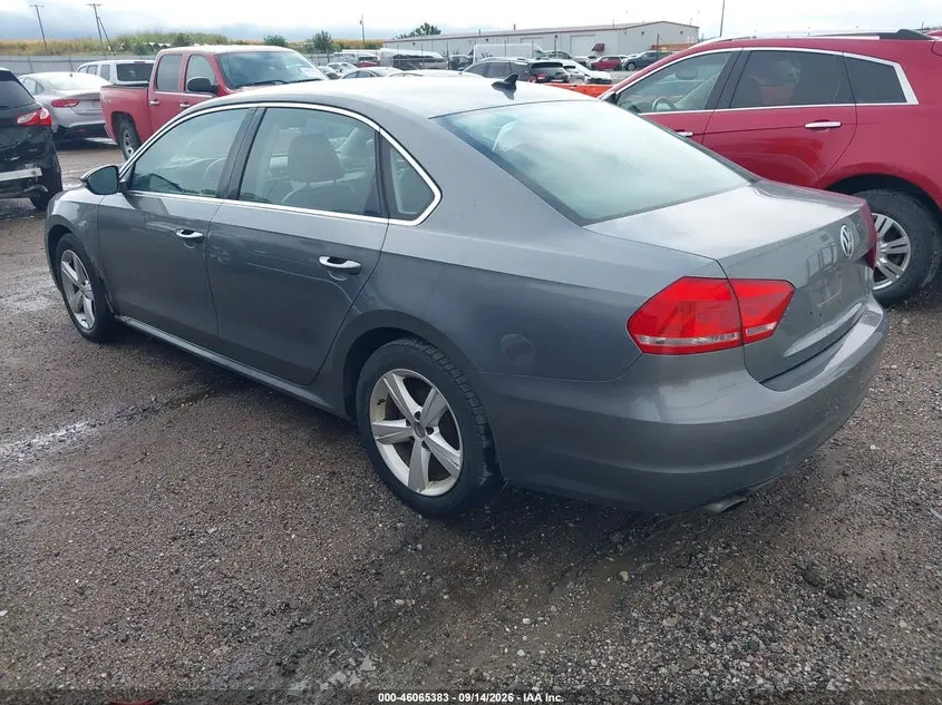2012 VOLKSWAGEN PASSAT 2.5L SE