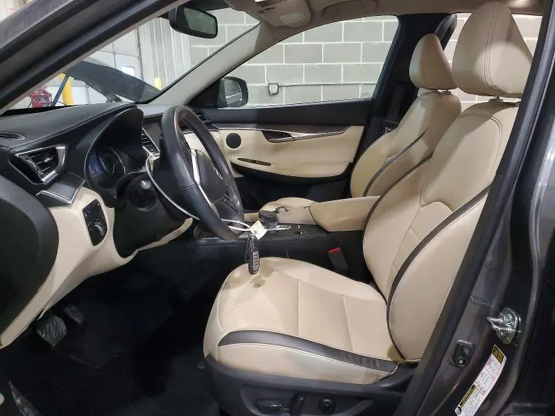 2022 INFINITI QX50 LUXE  