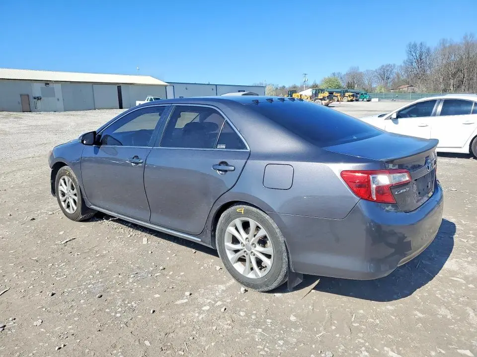 2014 TOYOTA CAMRY LE  