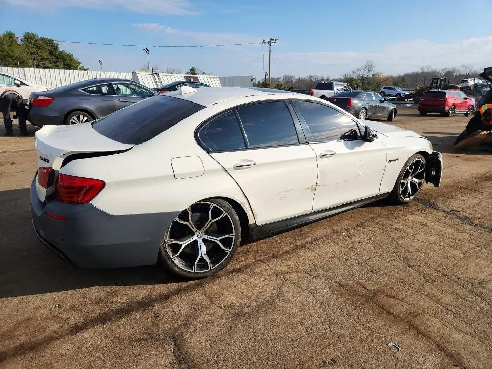 2016 BMW 550 XI  