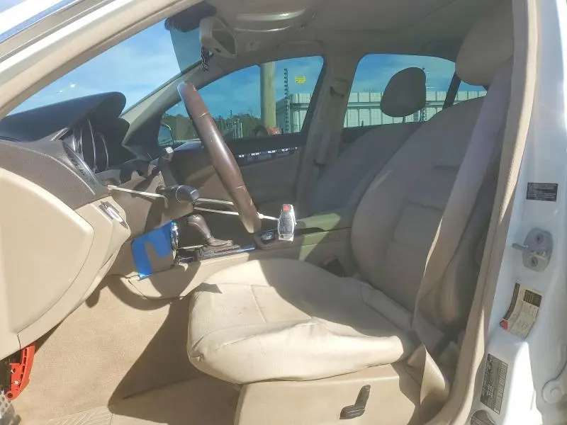 2012 MERCEDES-BENZ C 250  