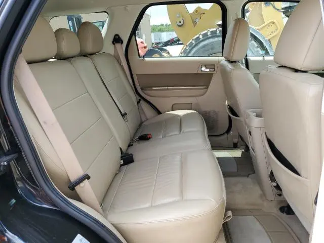 2010 FORD ESCAPE LIMITED  