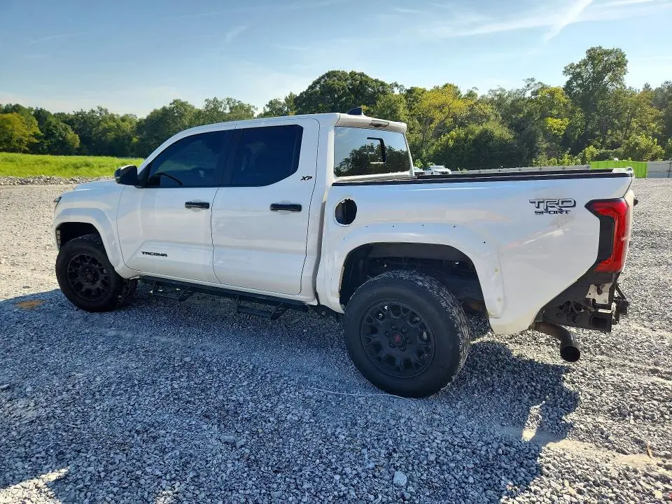 2024 TOYOTA TACOMA TRD SPORT  