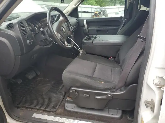 2011 CHEVROLET SILVERADO K1500 LT  