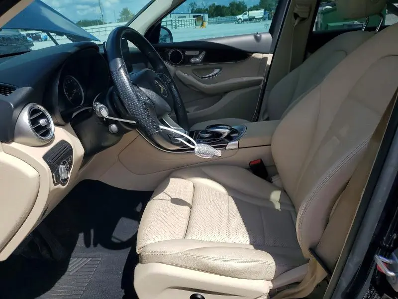 2016 MERCEDES-BENZ GLC 300  