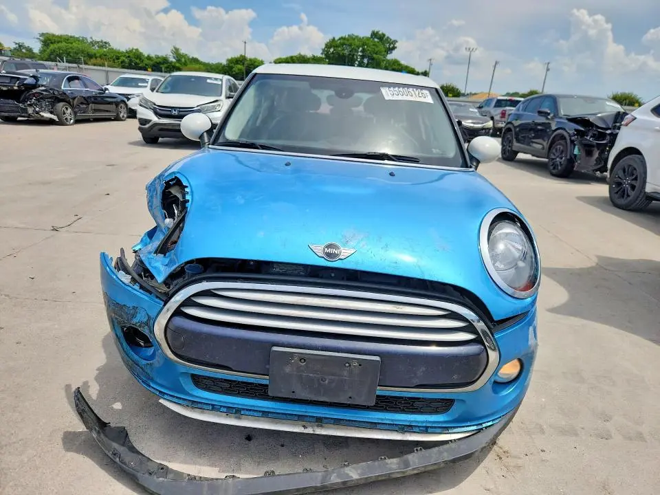2015 MINI COOPER   