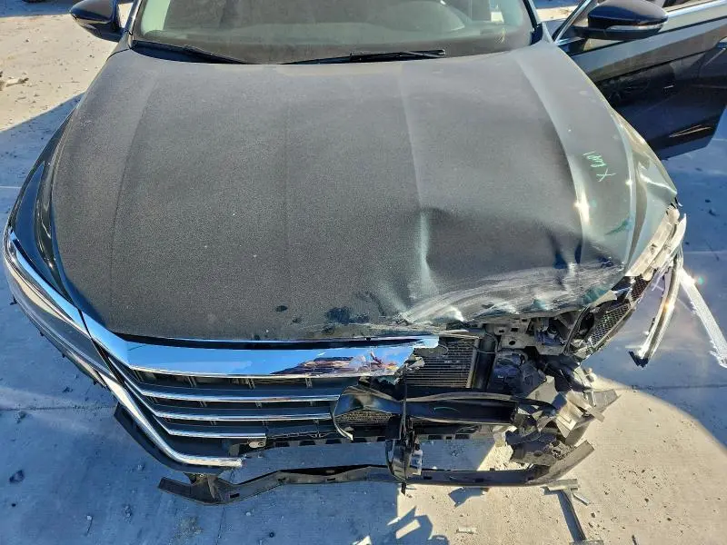 2022 VOLKSWAGEN PASSAT LIMITED EDITION  