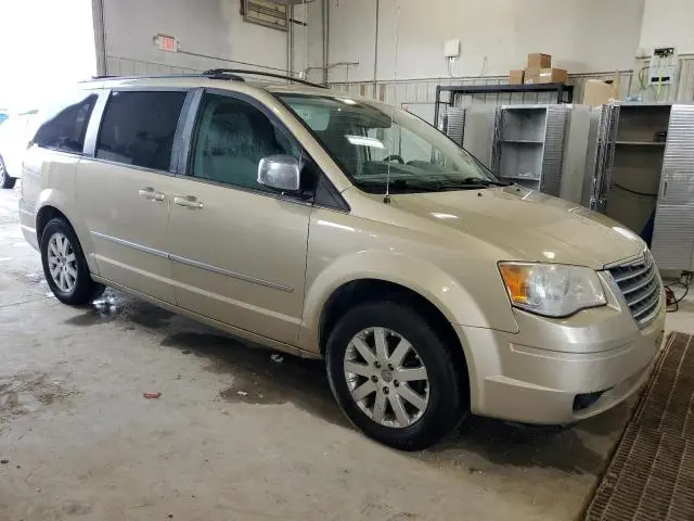 2010 CHRYSLER TOWN & COUNTRY TOURING PLUS  