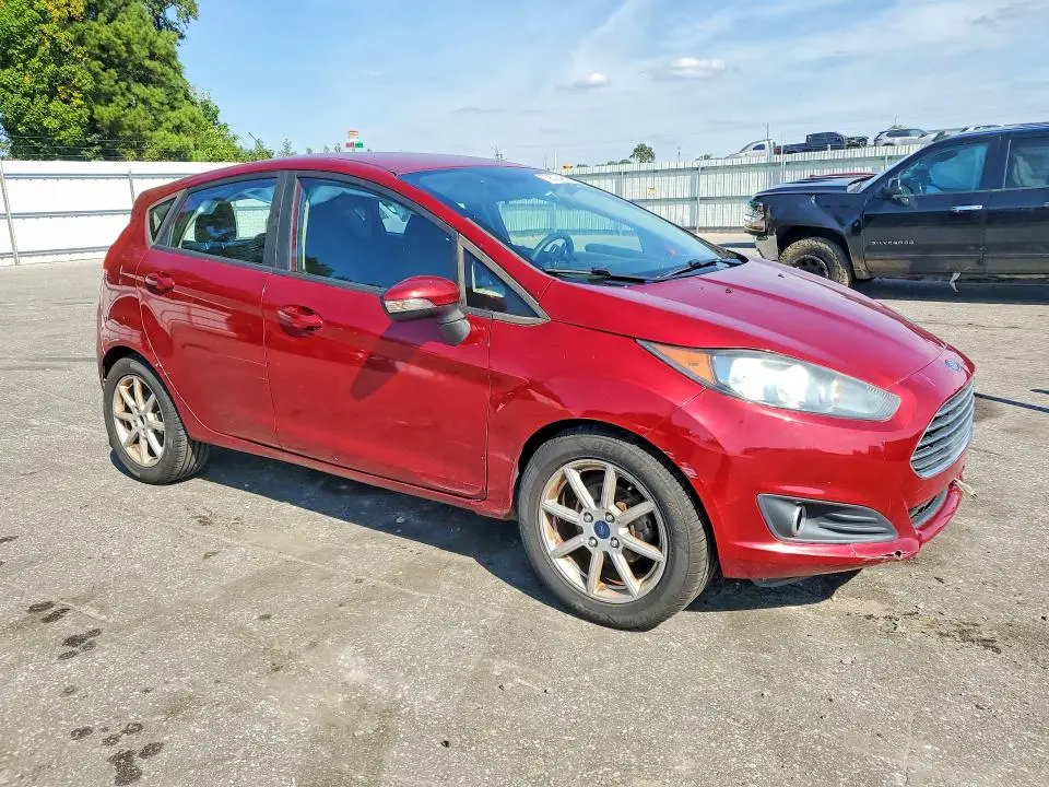 2016 FORD FIESTA SE  
