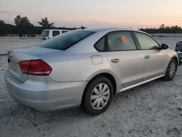 2012 VOLKSWAGEN PASSAT S  