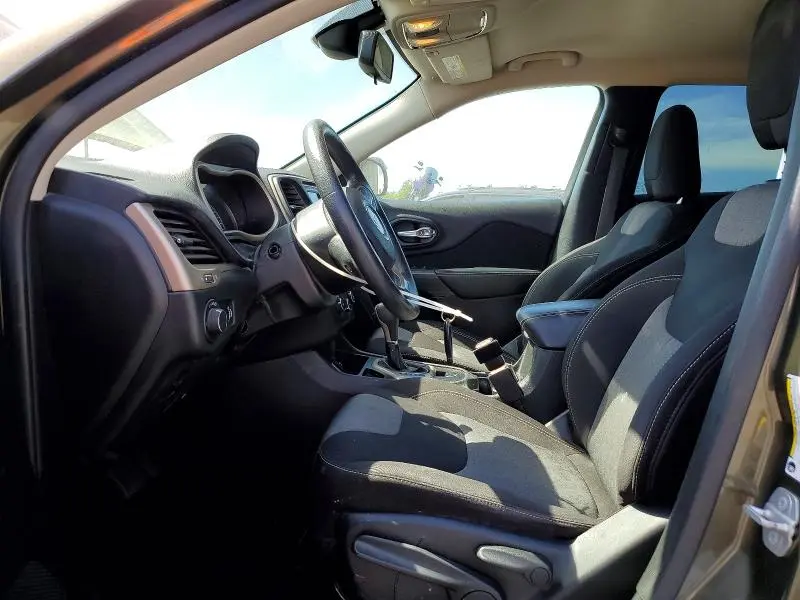 2015 JEEP CHEROKEE SPORT  