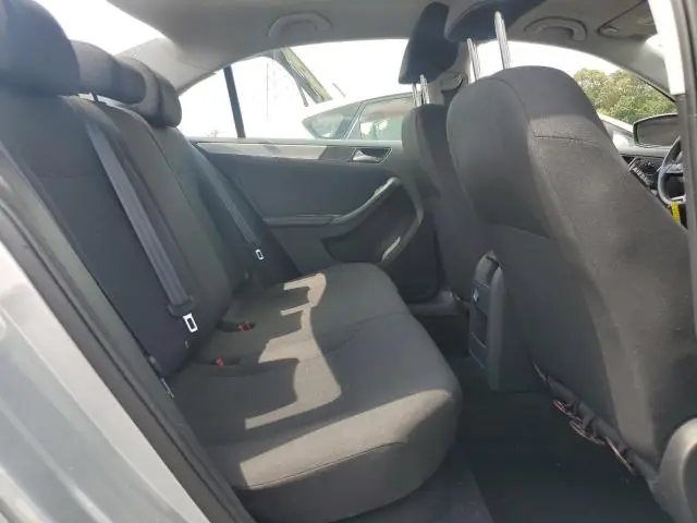 2015 VOLKSWAGEN JETTA SE  