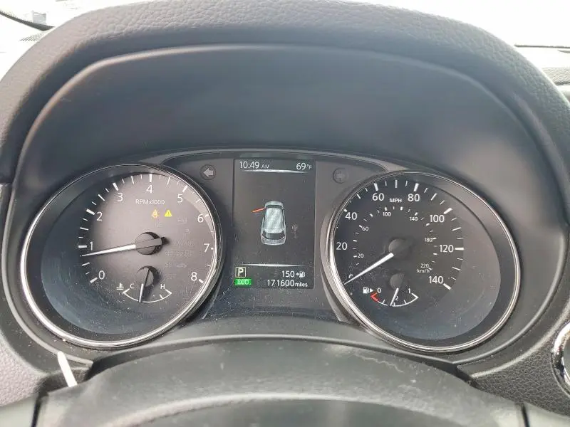 2017 NISSAN ROGUE SV  