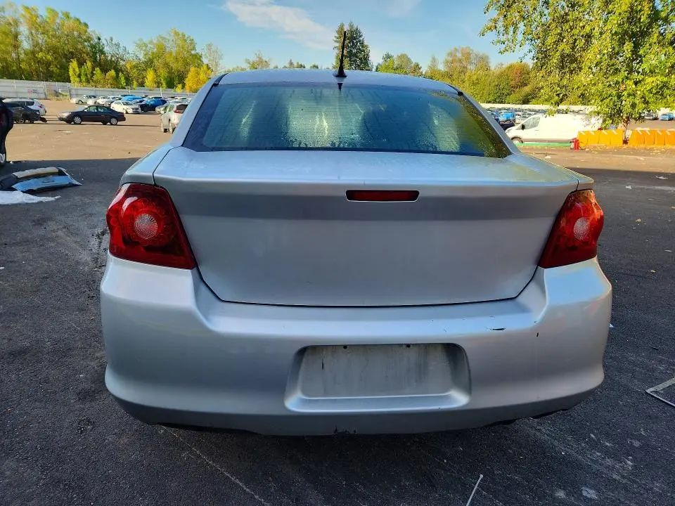 2012 DODGE AVENGER SE  