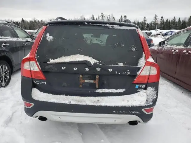 2012 VOLVO XC70 T6  