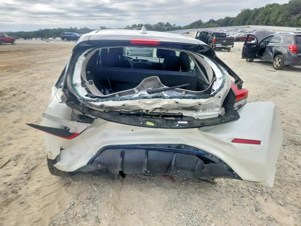 2020 NISSAN LEAF SV  