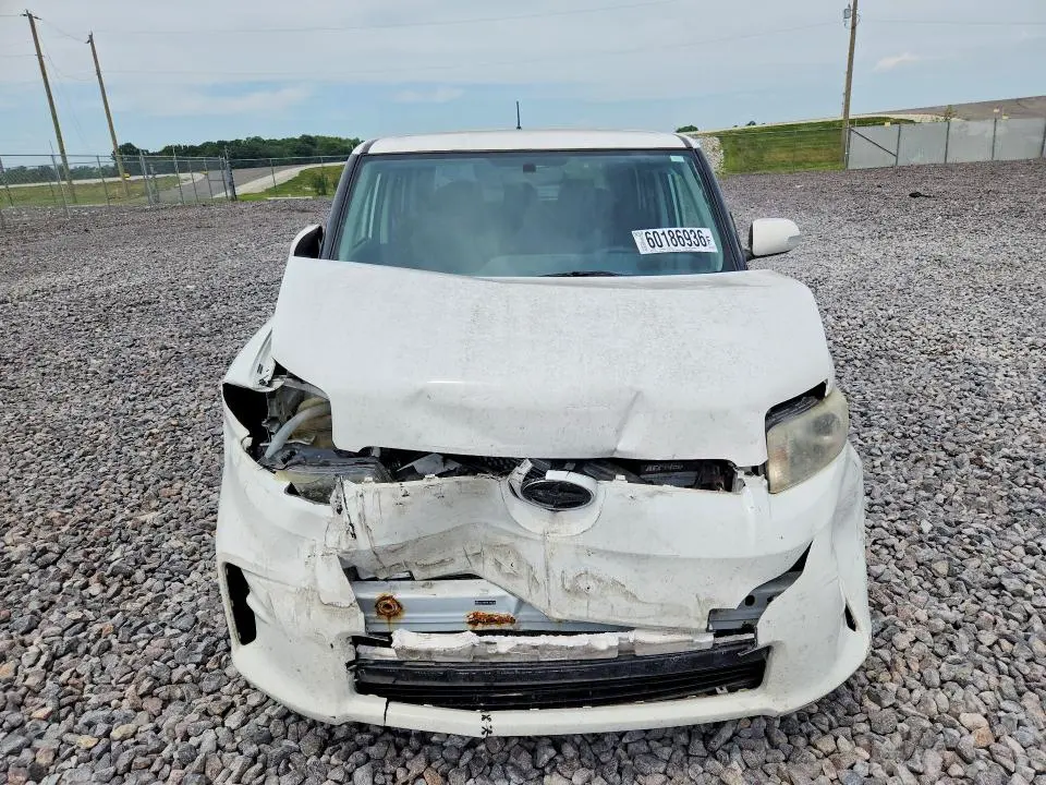 2015 SCION XB BASE  