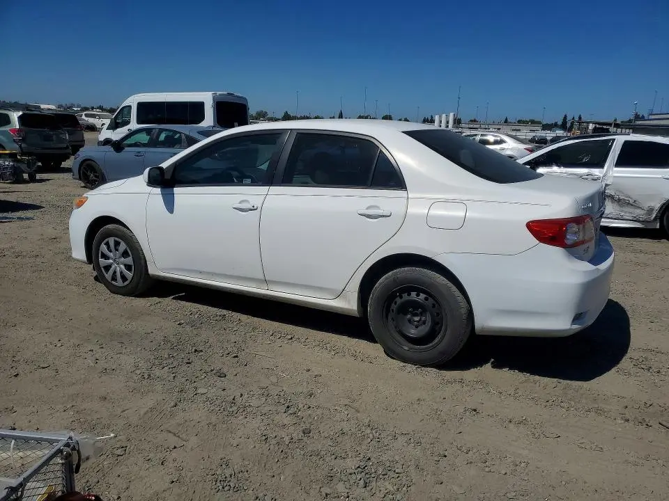 2011 TOYOTA COROLLA LE  