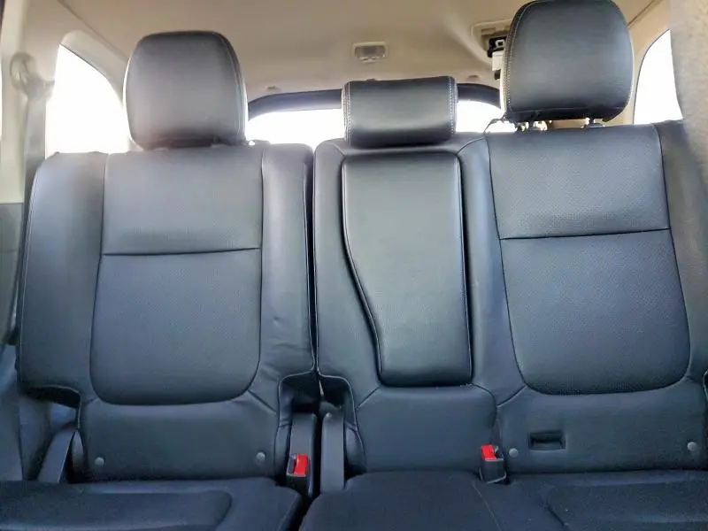 2017 MITSUBISHI OUTLANDER SE  