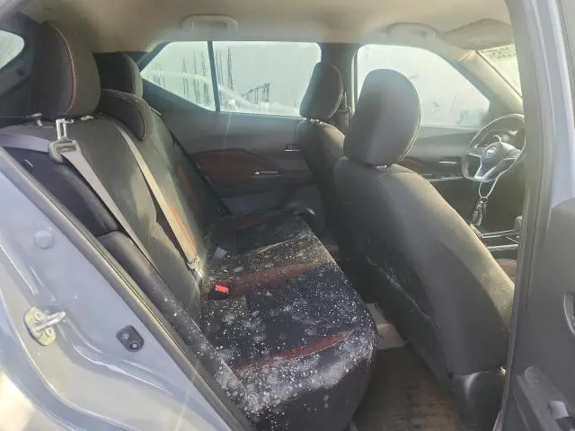 2021 NISSAN KICKS SR  