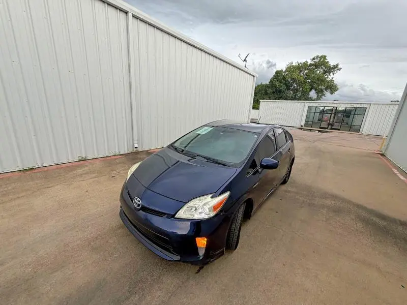 2015 TOYOTA PRIUS ONE  
