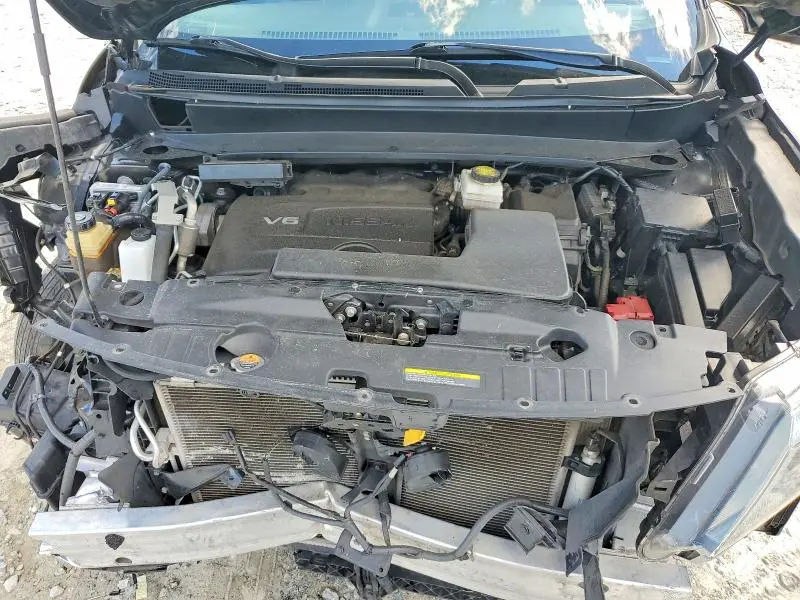 2019 NISSAN PATHFINDER SL  