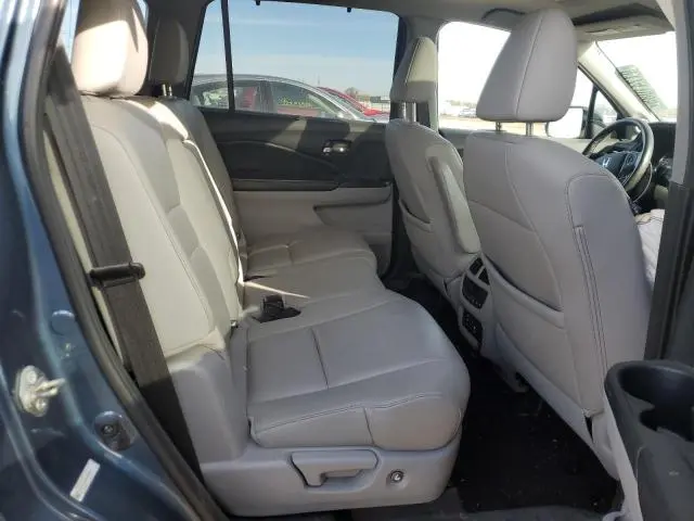 2016 HONDA PILOT TOURING  