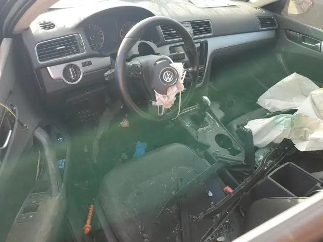 2012 VOLKSWAGEN PASSAT SE