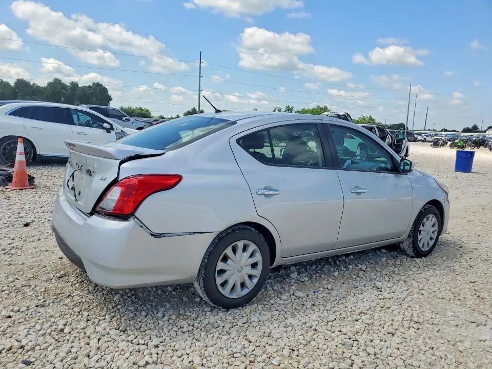 2017 NISSAN VERSA 1.6 SV  