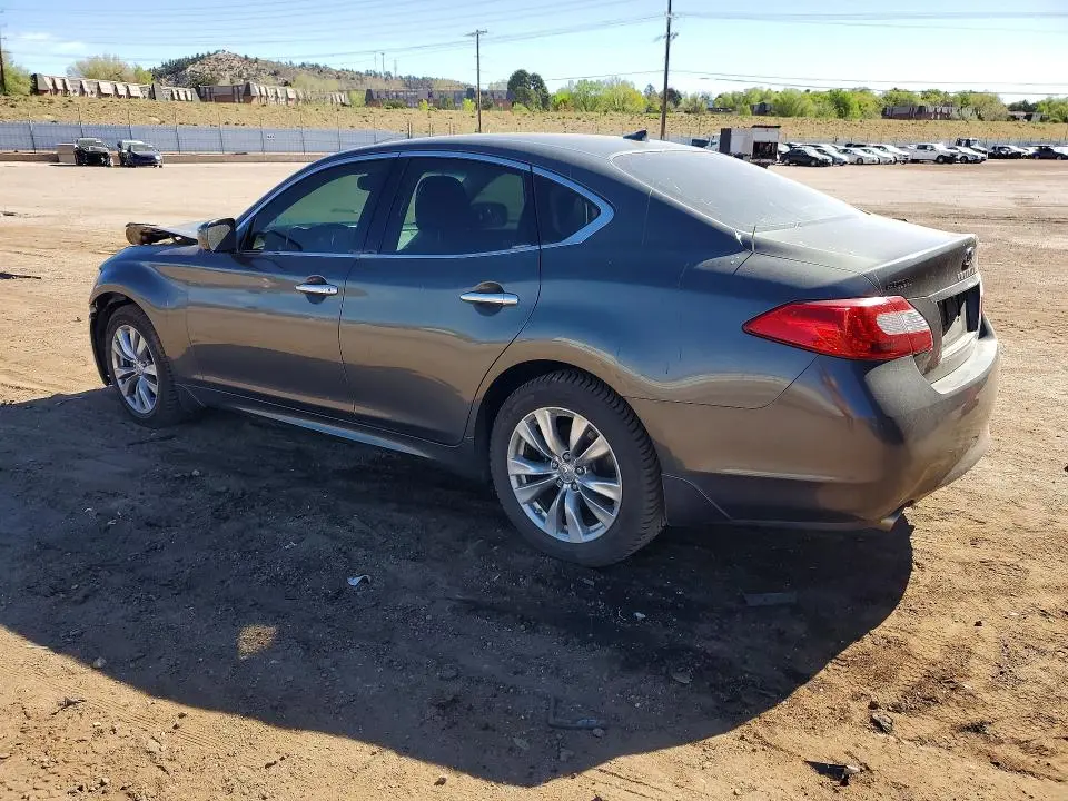 2012 INFINITI M37 X  