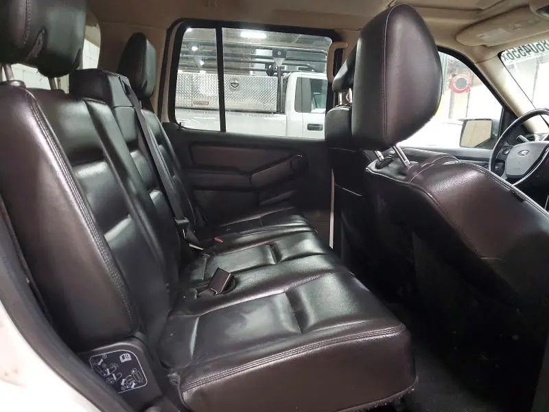 2010 FORD EXPLORER XLT  