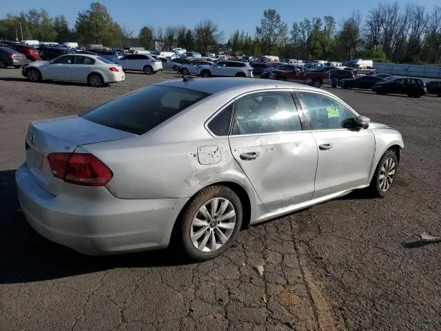 2013 VOLKSWAGEN PASSAT SE  