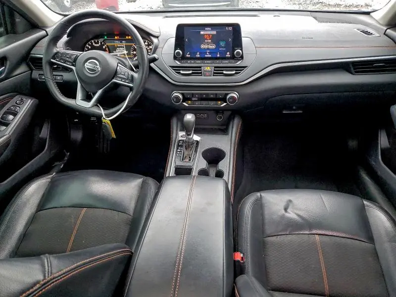 2021 NISSAN ALTIMA SR  