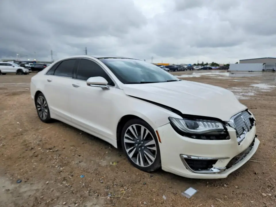 2017 LINCOLN MKZ RESERVE  