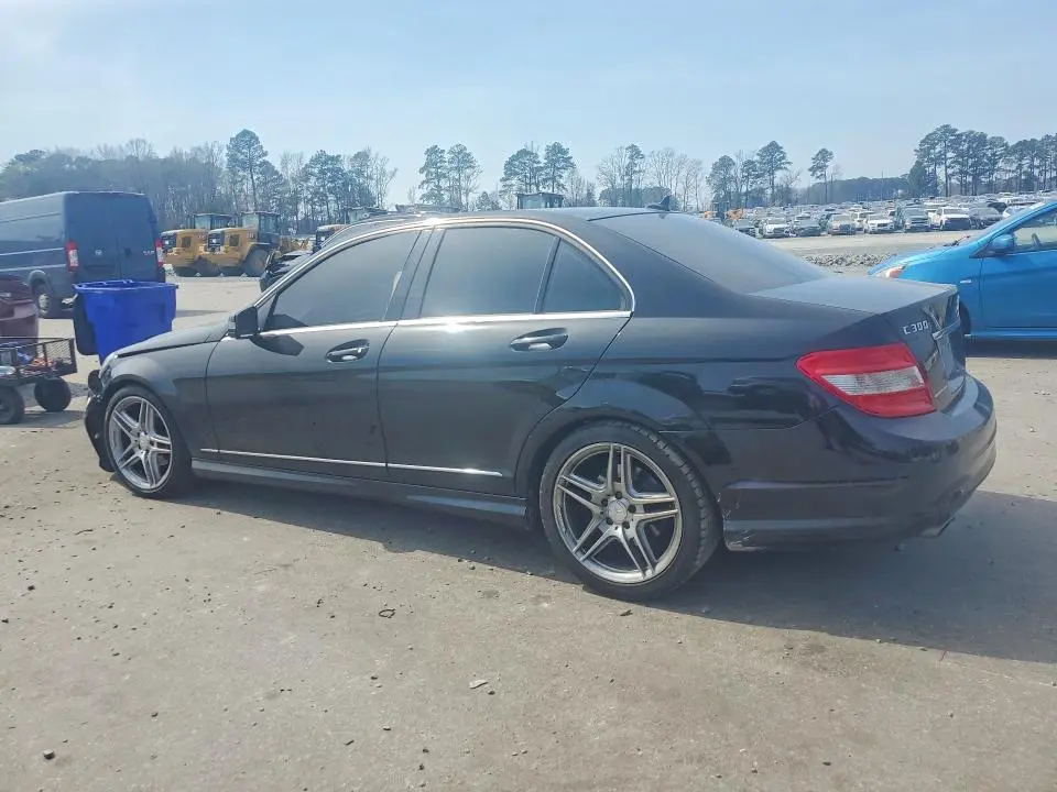 2011 MERCEDES-BENZ C 300  