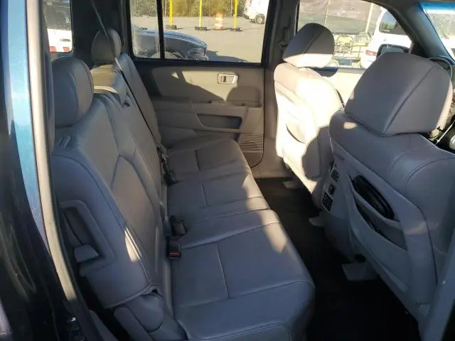 2010 HONDA PILOT TOURING  