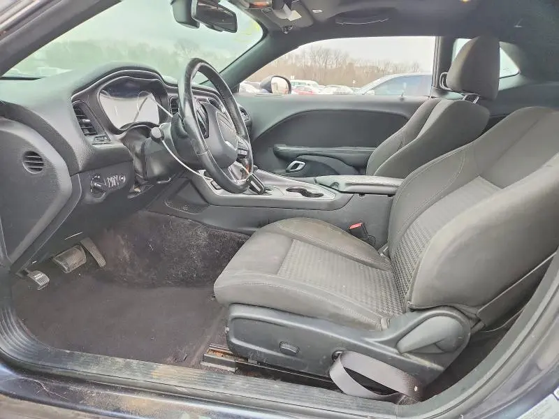 2017 DODGE CHALLENGER SXT  