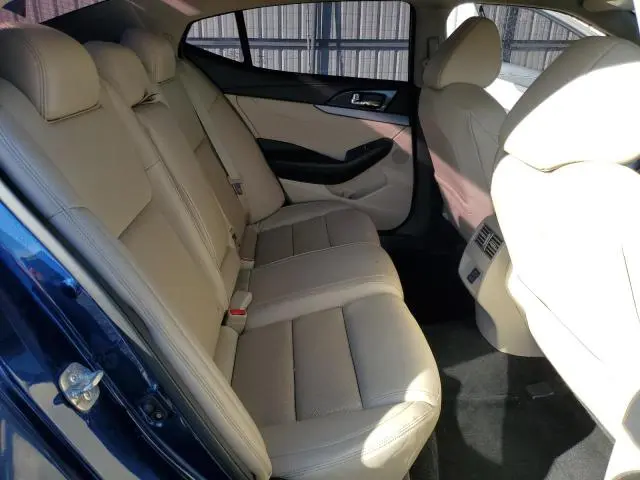 2018 NISSAN MAXIMA